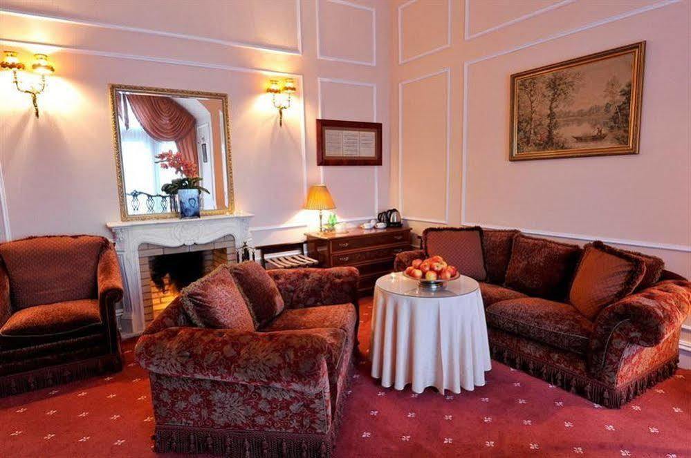 Hotel Bursztynowy Palac Koszalin Room photo