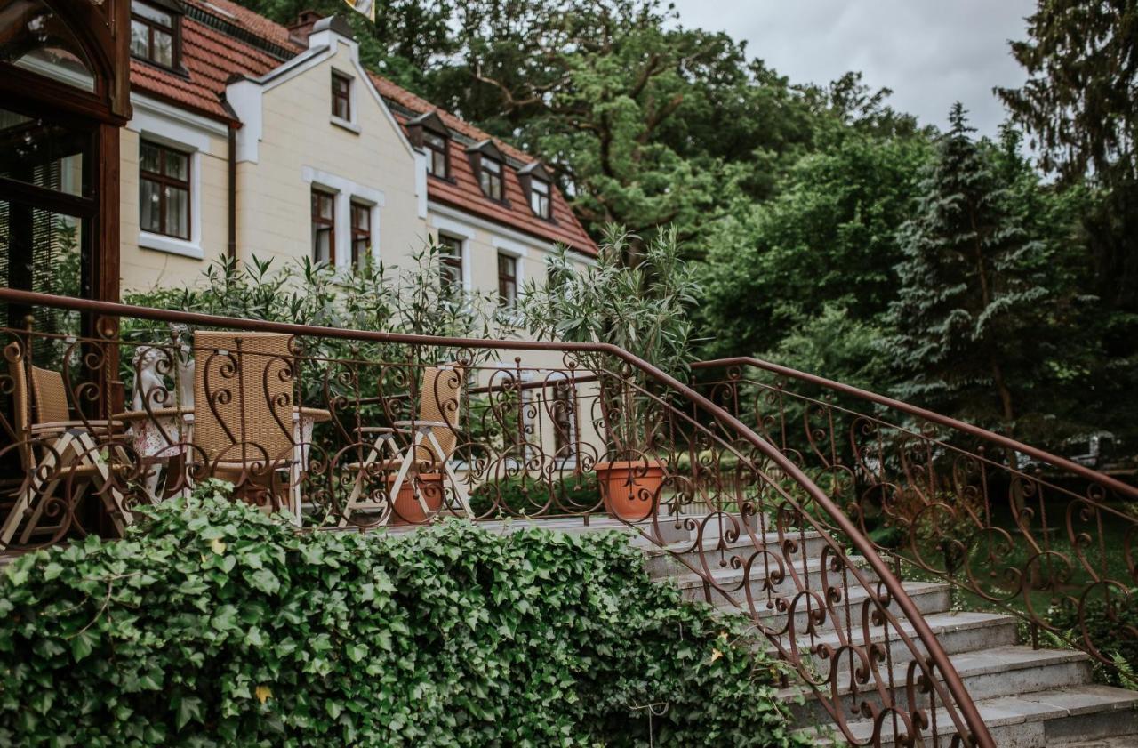 Hotel Bursztynowy Palac Koszalin Exterior photo